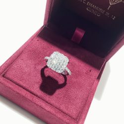 #anellopavediamanti#anellocondiamanti#diamantinaturalitagliobrillante#anelloorobiancodiamanti#diamondring#whitegoldring#diamond#naturalstonejewelry#originaldesign#luxury#jewerlydesign#.